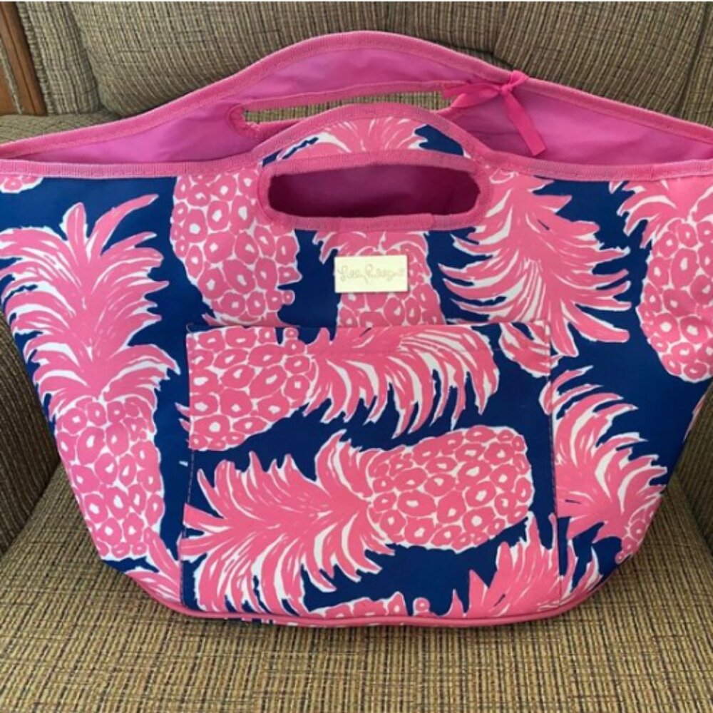Lilly Pulitzer Pineapple Blue with Hot Pink Tote Cooler Beach Bag